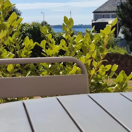 Apartment Le 3 Vue Avec Jardin 100m De La Et De La Thalasso