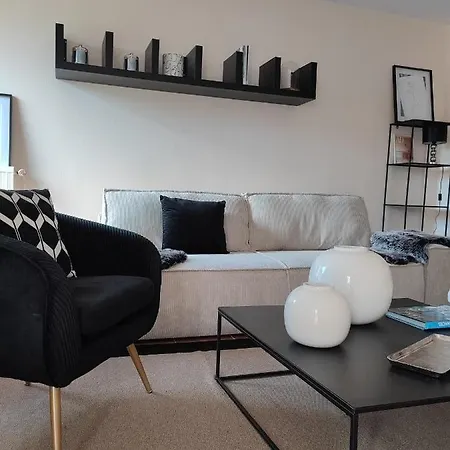 Apartment Le 3 Vue Avec Jardin 100m De La Et De La Thalasso