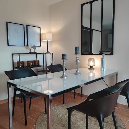 Le 3 Vue Avec Jardin 100m De La Et De La Thalasso Apartment